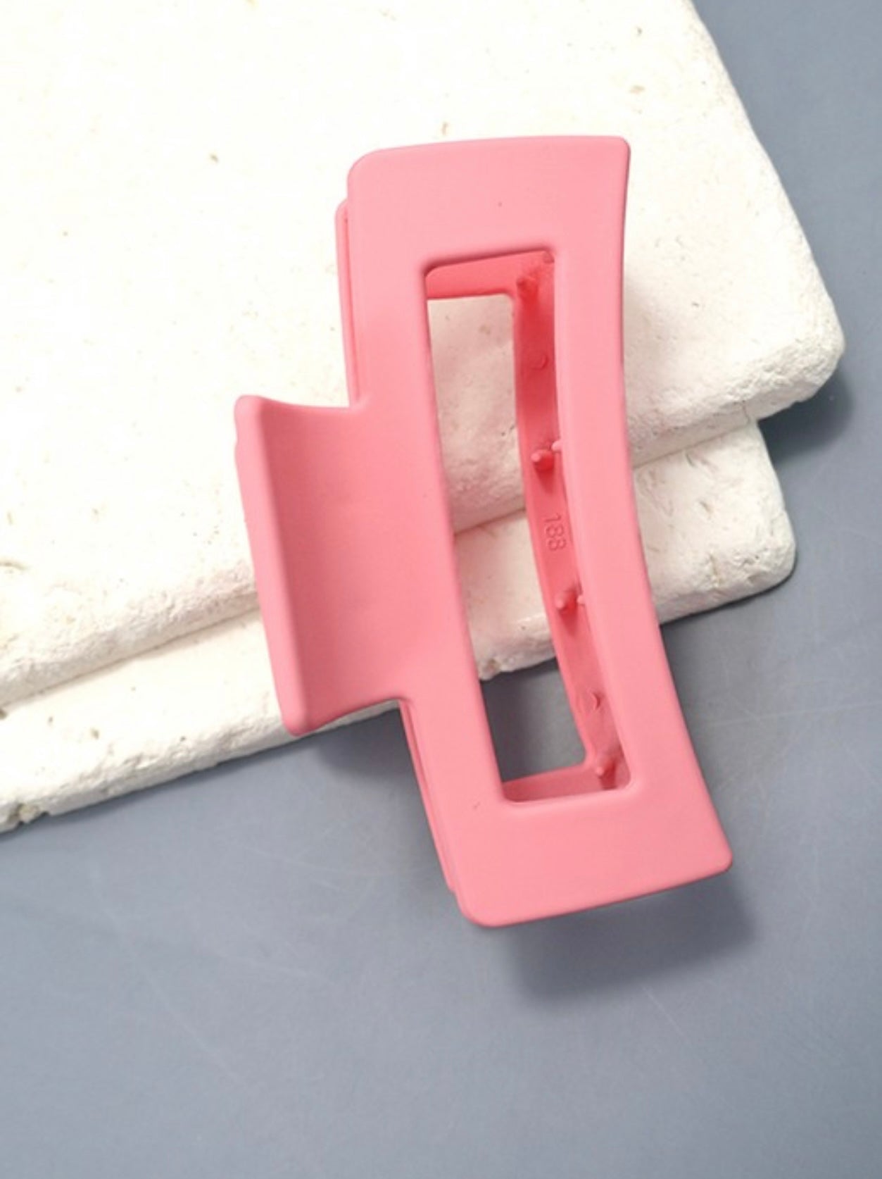 Small Claw Hair Clip