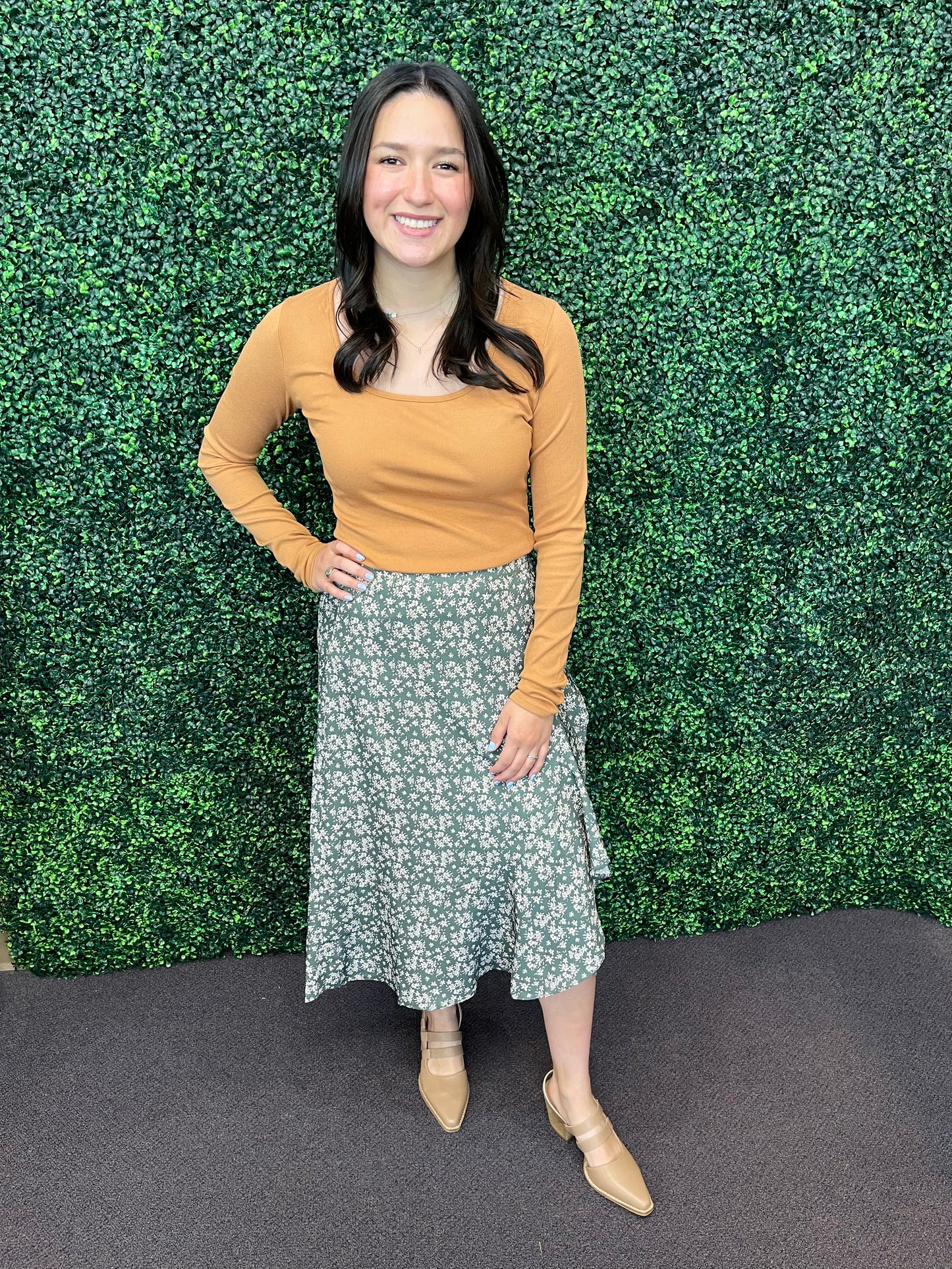 Ginseng Tea Midi Skirt
