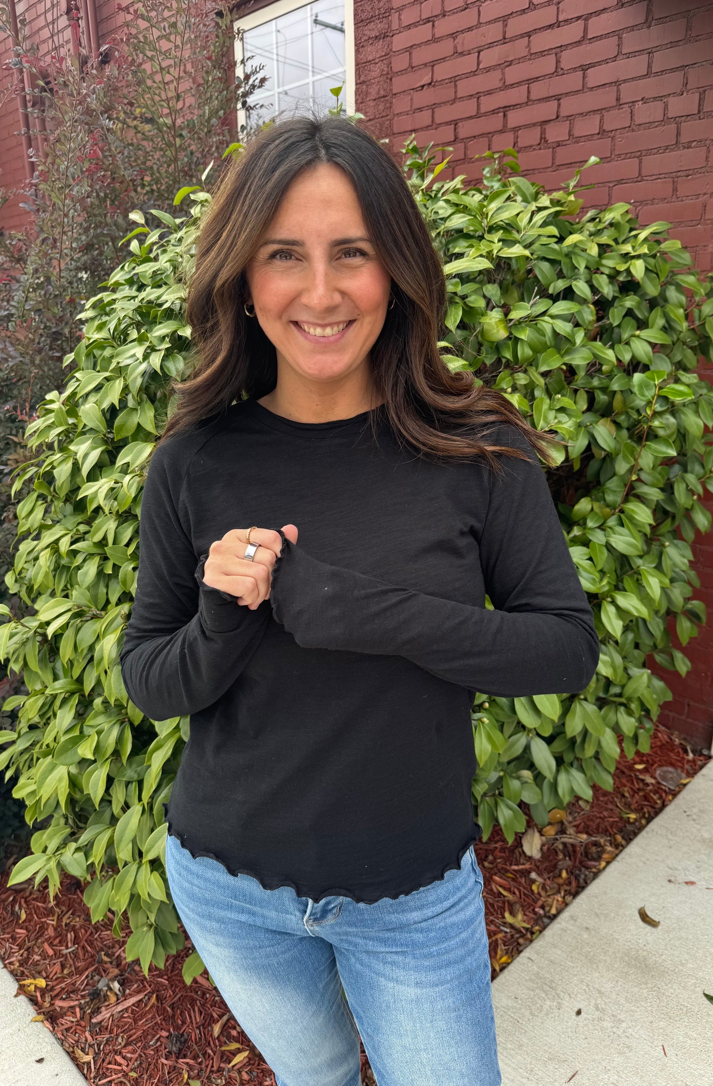 Gwen Lettuce Hem Top