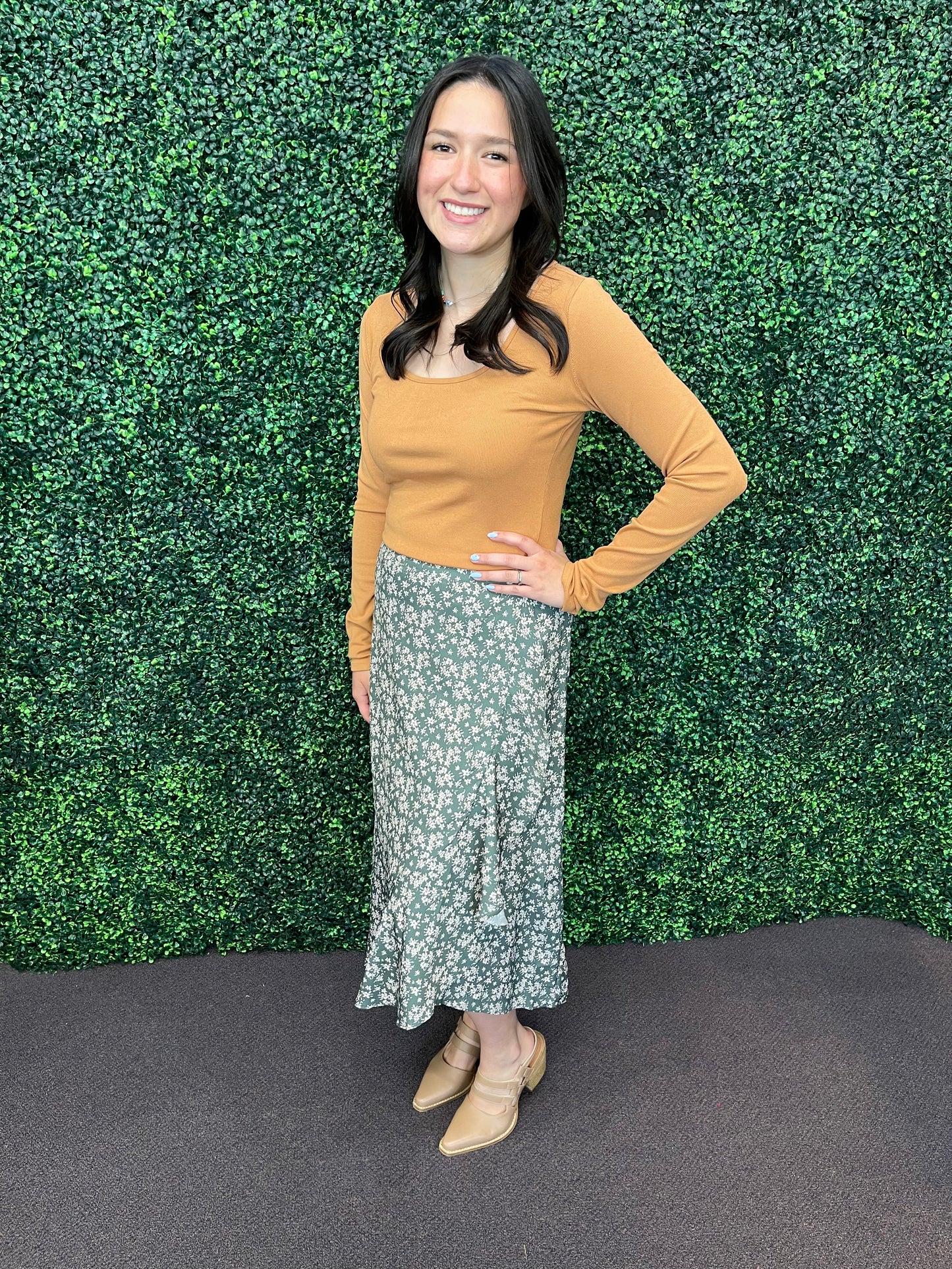 Ginseng Tea Midi Skirt