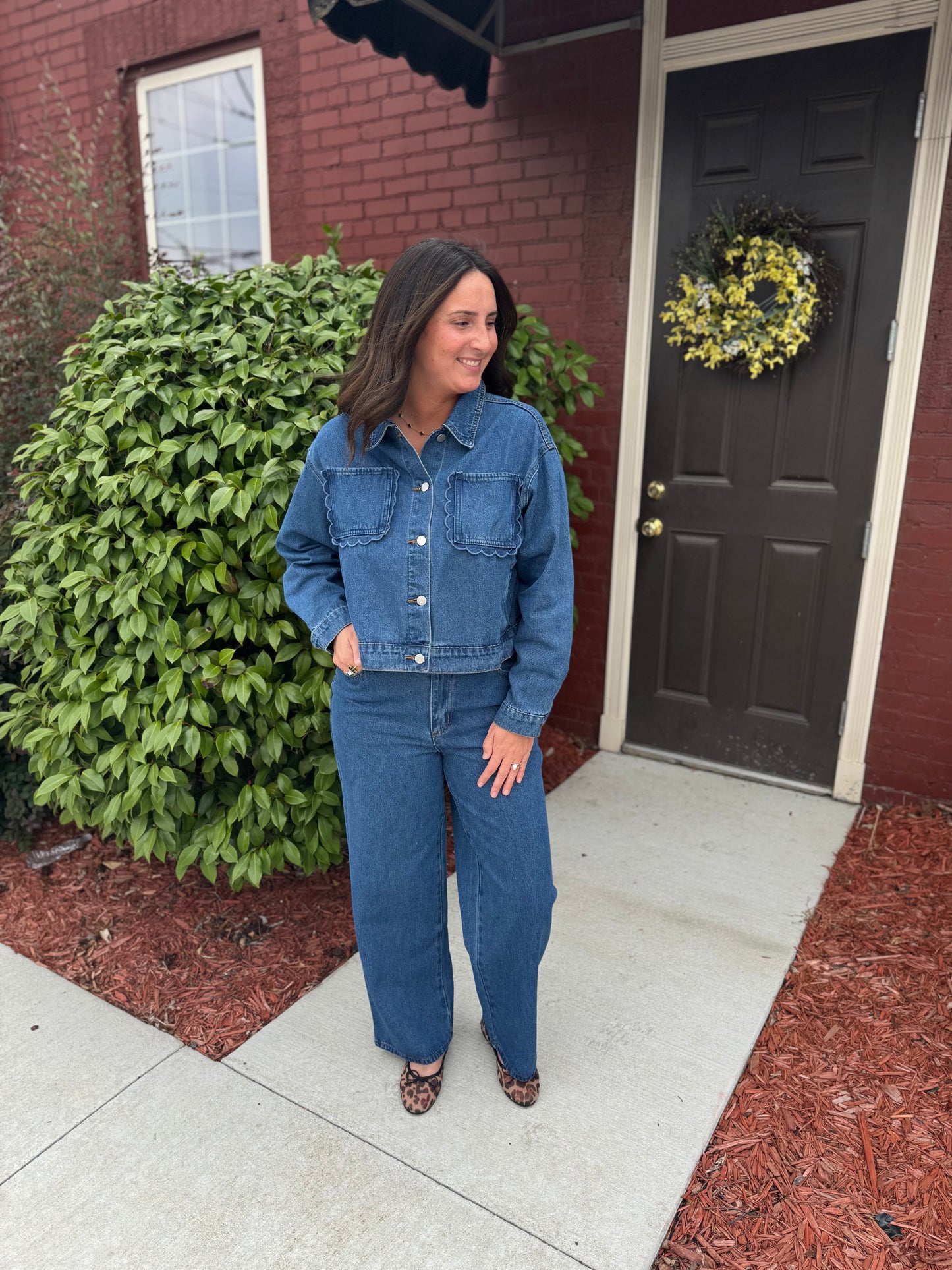 Scallop Pocket Denim