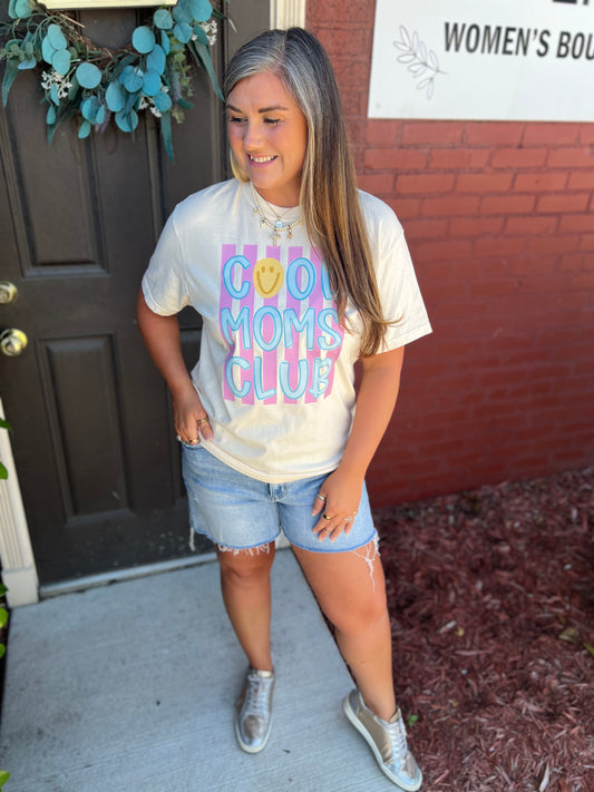 Cool Moms Club Graphic Tee