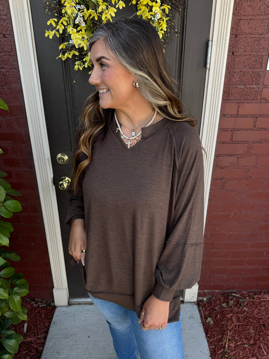 Fiona Flowy Split Top