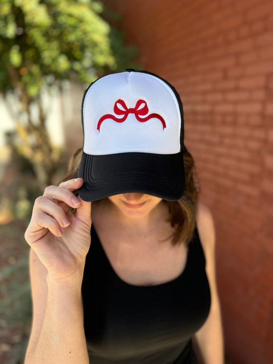 Embroidered Bow Hat