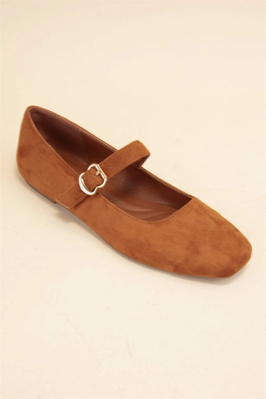 Charlotte Flat